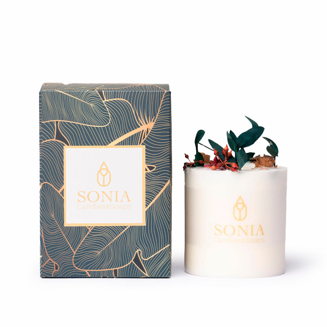 Confezione regalo candela profumata in cera di soia con fiori freschi essiccati