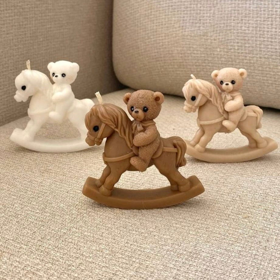 Box candele Profumate Cavallo a dondolo con Orsetto