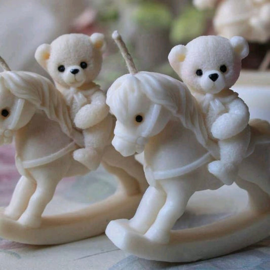 Box candele Profumate Cavallo a dondolo con Orsetto